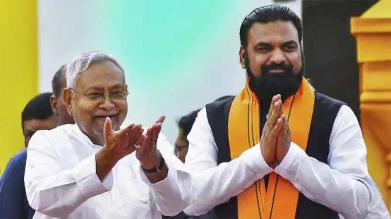 बिहार में नए मुख्यमंत्री की घोषणा, नीतीश कुमार देंगे इस्तीफा