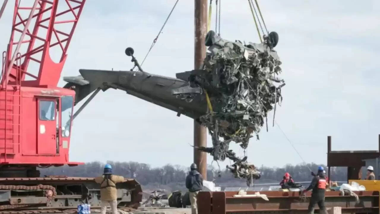 इजरायली ब्लैक हॉक हेलिकॉप्टर दुर्घटना: रिकवरी ऑपरेशन के दौरान हादसा