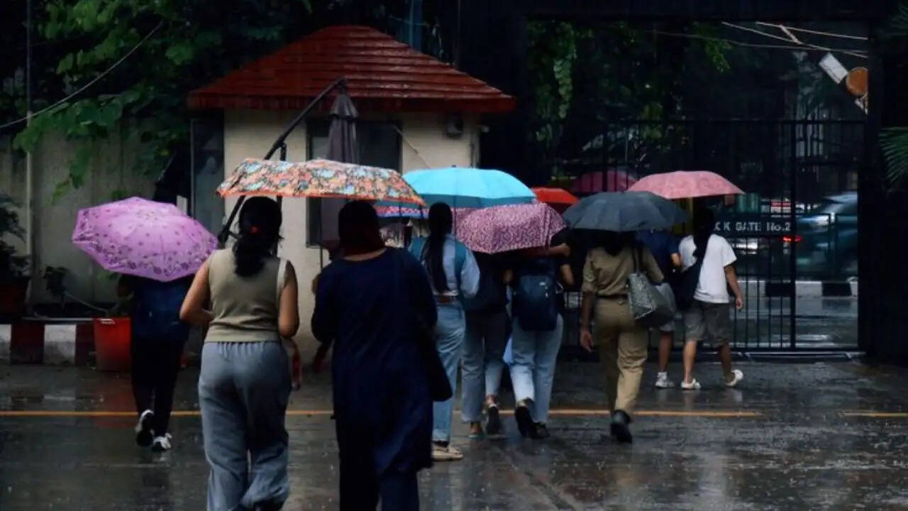 भारत में मौसम में बदलाव: कई राज्यों में आंधी और लू की चेतावनी