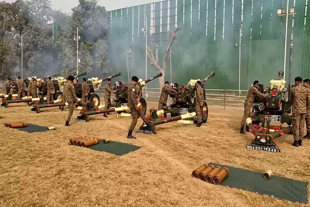 गणतंत्र दिवस पर 21 तोपों की सलामी: एक ऐतिहासिक परंपरा का आधुनिक रूप