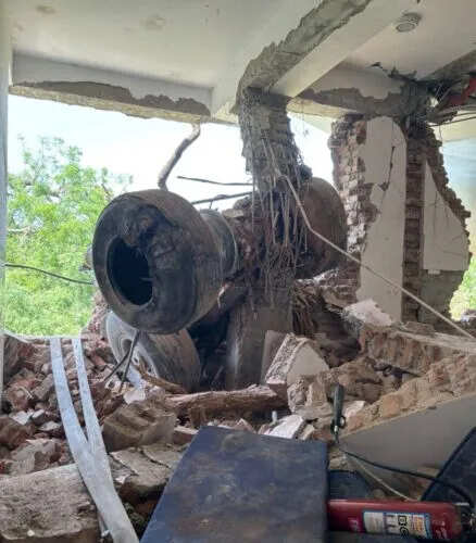 एयर इंडिया की फ्लाइट एआई171 का हादसा: अहमदाबाद से लंदन जा रही उड़ान में 169 भारतीय और 53 ब्रिटिश नागरिक शामिल