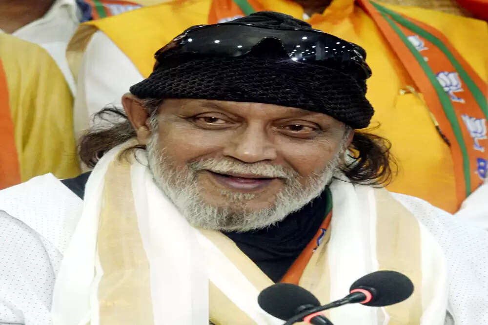 मिथुन चक्रवर्ती को हाईकोर्ट से मिली राहत, धोखाधड़ी के आरोपों से बचाव