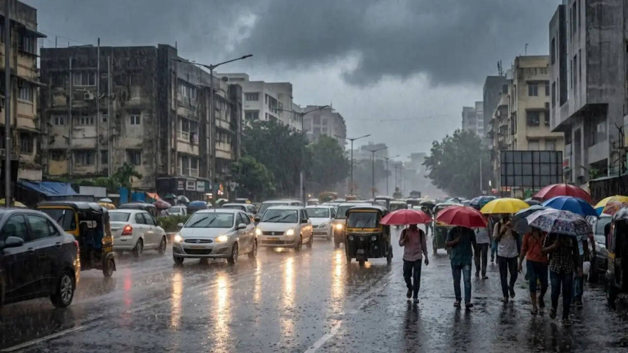मॉनसून की दस्तक: भारत के कई राज्यों में बारिश की संभावना, गर्मी से मिलेगी राहत