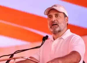 राहुल गांधी का केंद्र सरकार पर हमला, लोकतंत्र की रक्षा का किया आह्वान