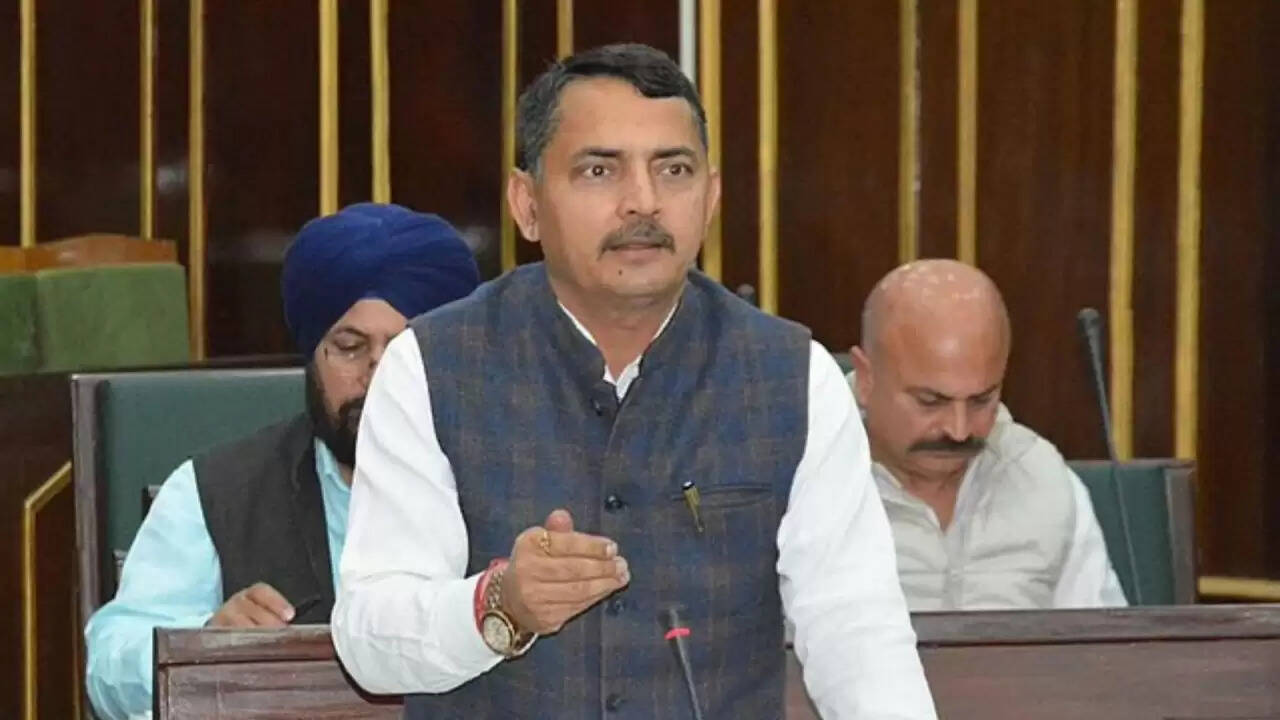 रणबीर सिंह पठानिया ने ऑपरेशन सिंदूर पर उठाए सवाल, एयरफोर्स की भूमिका पर उठे विवाद
