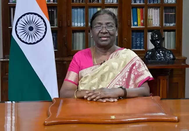 राष्ट्रपति मुर्मू ने शिबू सोरेन के निधन पर व्यक्त किया शोक