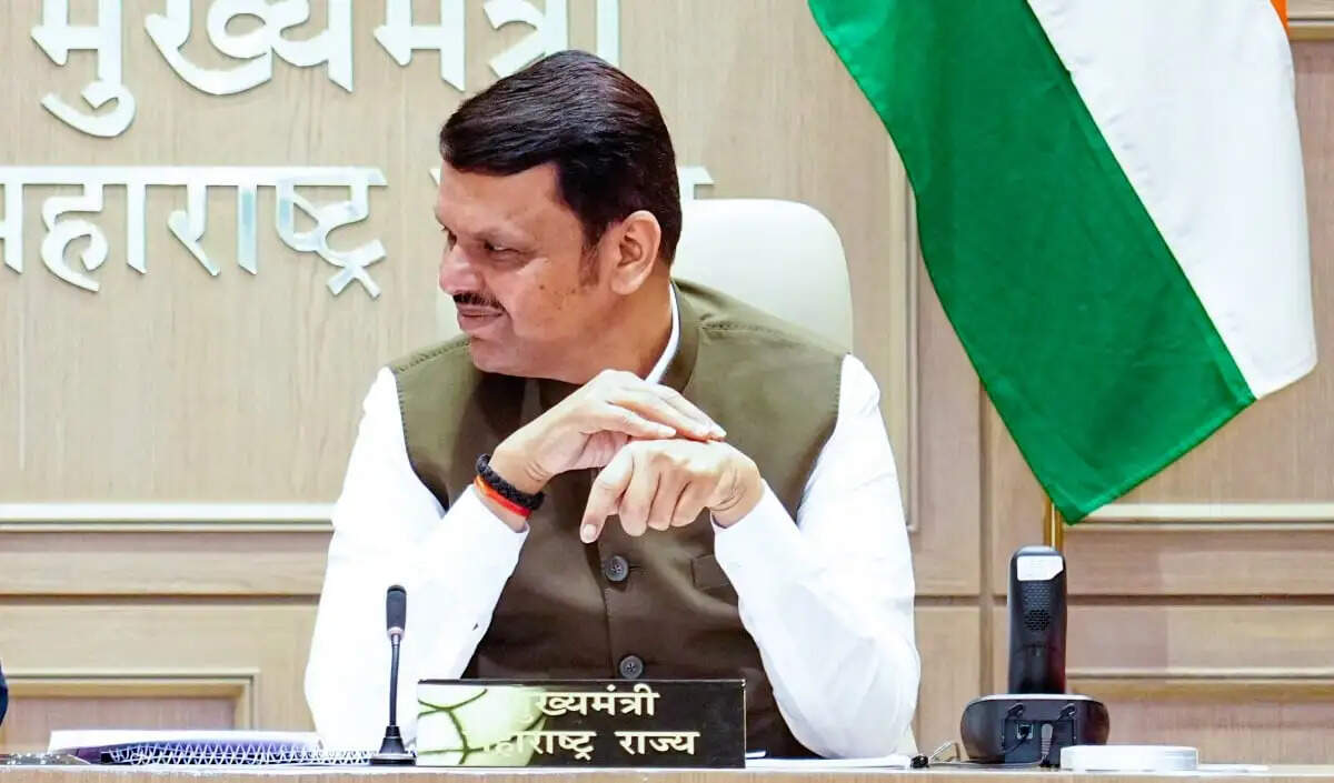 महाराष्ट्र सरकार ने सरकारी कर्मचारियों के लिए संशोधित एनपीएस को वैकल्पिक बनाया