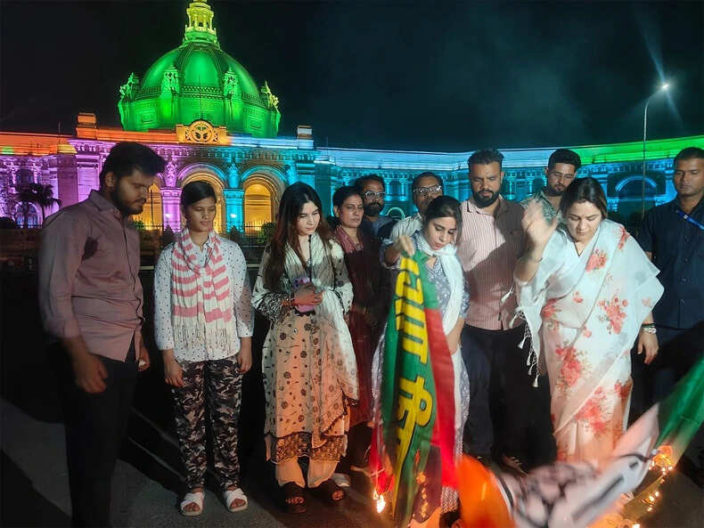 महिला आरक्षण बिल पर भाजपा का बड़ा प्रदर्शन, अपर्णा यादव की अगुवाई में लखनऊ में विरोध