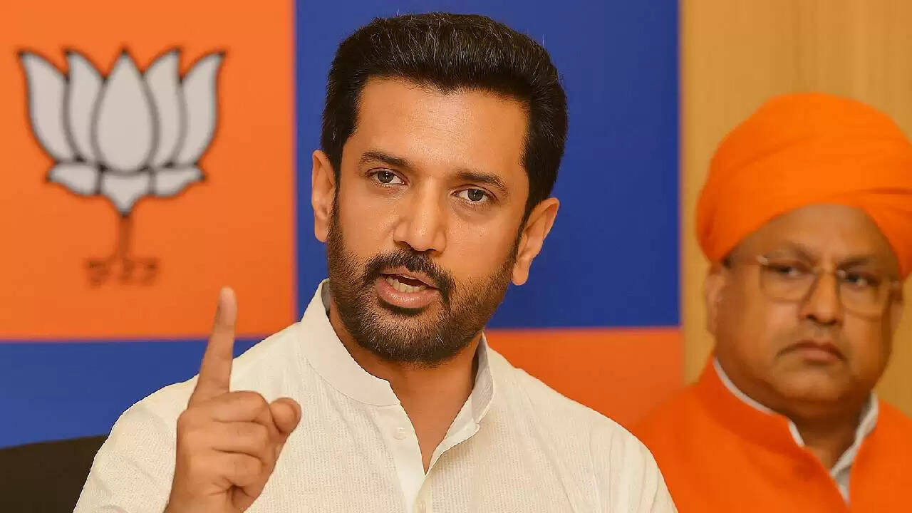 बिहार चुनाव में चिराग पासवान की भूमिका: एनडीए में बढ़ती जटिलताएँ
