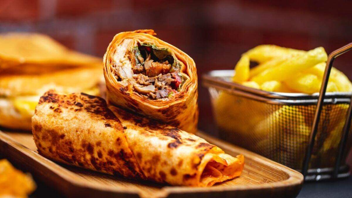 खाने के शौकीन हैं आप? तो इन जगहों पर प्लान करें अपनी अगली ट्रिप!