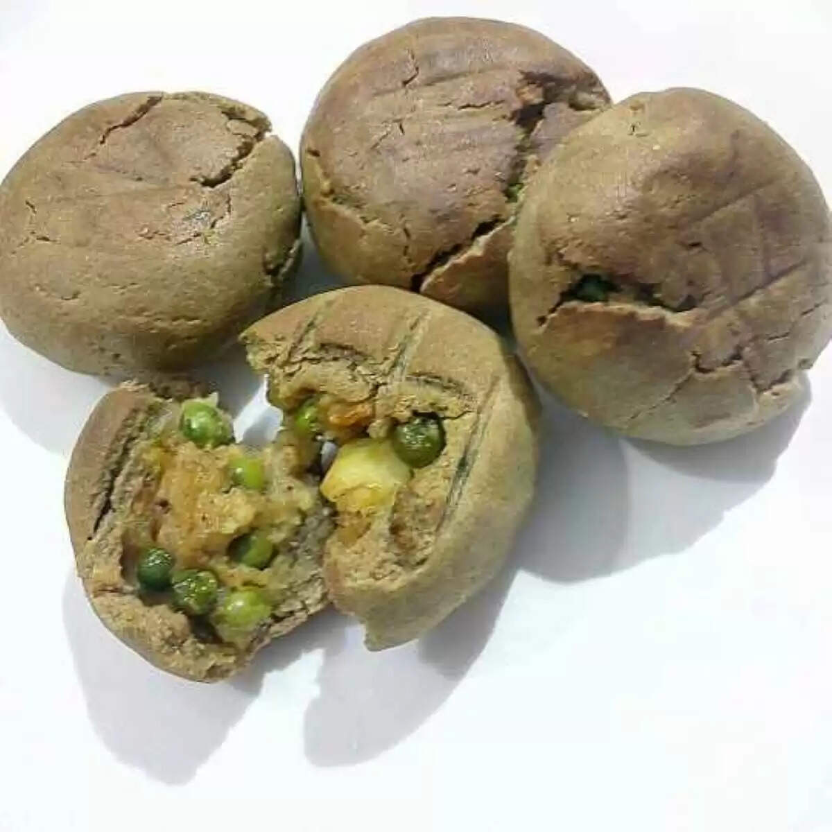 बजरी लिट्टी पकाने की विधि: घर का बना बाजरी लिट्टी पकाने की विधि