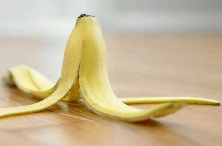 Beauty With Banana Peel: वरदान से कम नहीं हैं केले के छिलके, इन 5 तरीकों से पाएं खूबसूरत त्वचा
