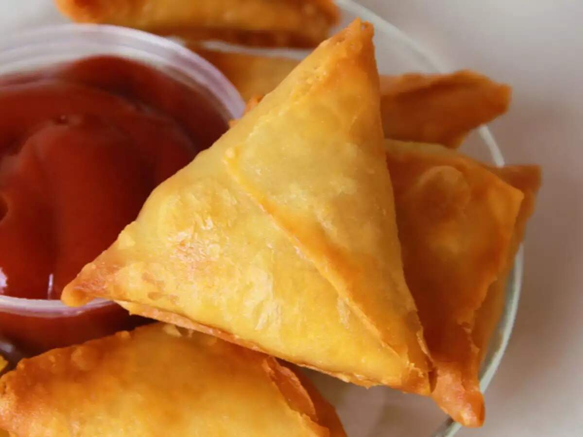 13 मसालों से तैयार होता है ये समोसा, अनोखे स्वाद ने लोगों को बनाया दीवाना