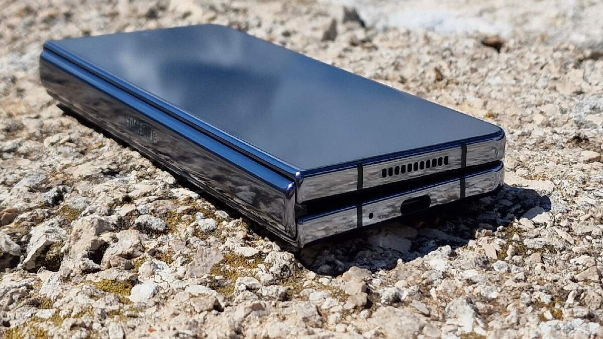 Samsung जल्द लांच कर सकती है Galaxy Z Fold 6 का कम प्राइस वाला वेरिएंट, जाने क्या-क्या मिलेगा इसमें ?