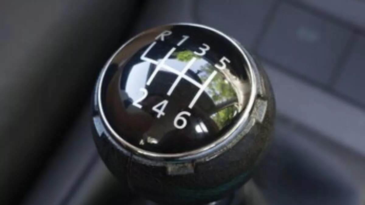 Manual Car Driving – ध्यान रखें ये 5 बातें, मिलेगा बेहतरीन माइलेज