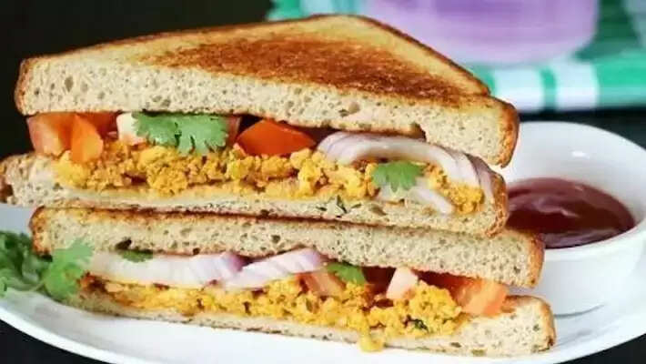 Recipe: नाश्ते में पनीर भुर्जी सैंडविच बनाएं, स्वाद में दमदार, बनाने में बेहद आसान