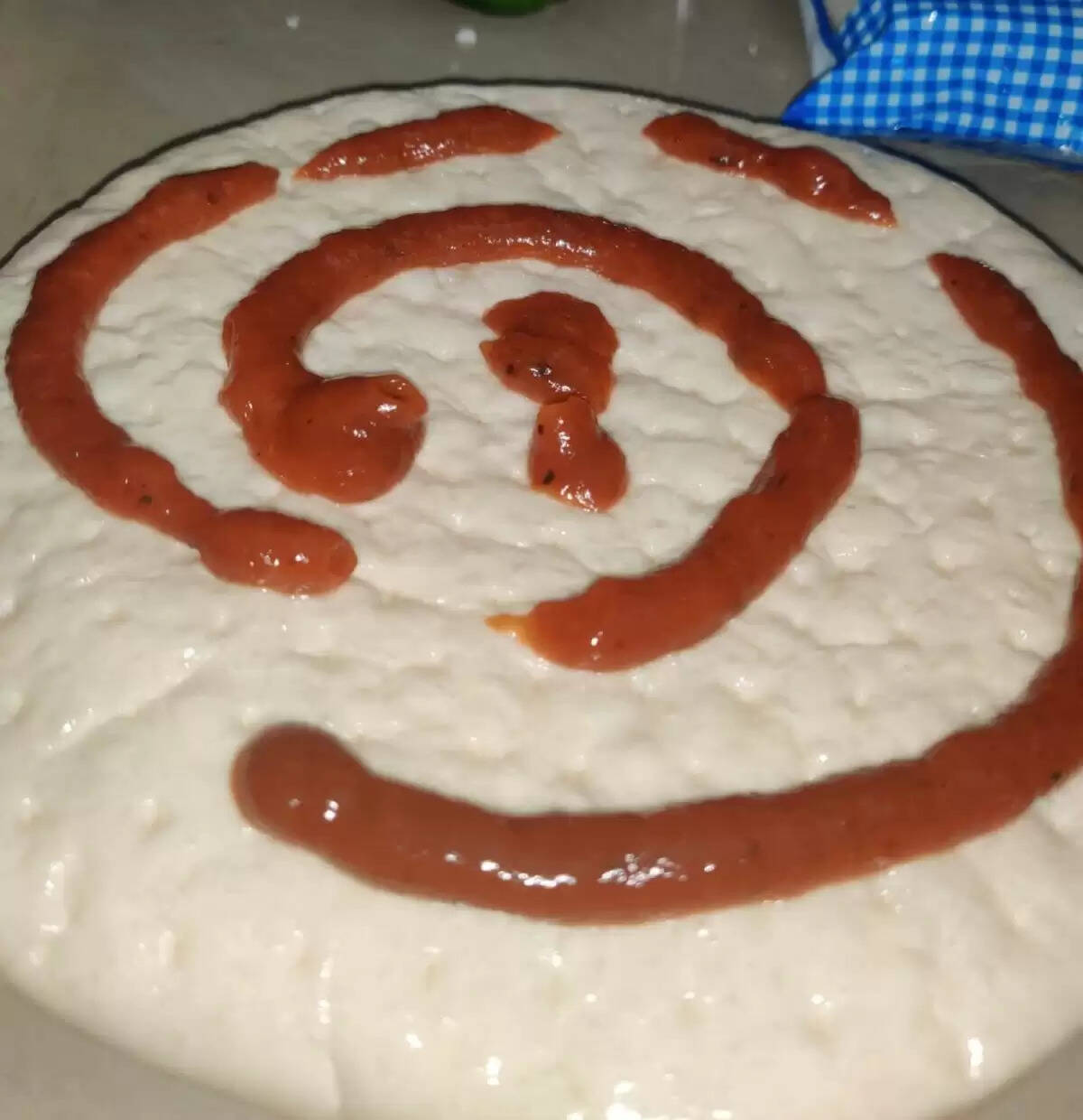Pizza Recipe: बिना ओवन के घर पर बनाएं परफेक्ट पिज्जा, ये सारे स्टेप आएंगे काम