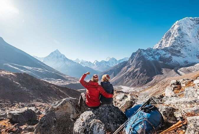 फैमिली या दोस्तों संग जा रहे हैं घूमने तो रखें इन बातों का ध्यान, वरना जेब पर पड़ सकता है असर