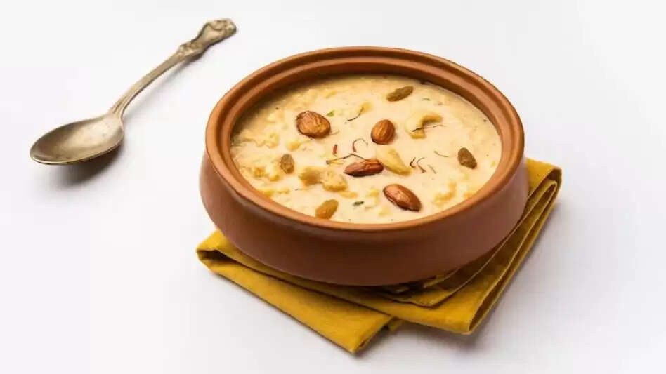 मौनी अमावस्या: मां लक्ष्मी को खीर का भोग बेहद प्रिय है, आसानी से बनाएं इसे