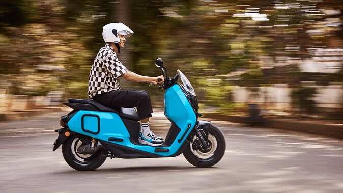 Scooter Maintenance Tips: ये टिप्स बढ़ा देंगे स्कूटर की लाइफ! परफॉरमेंस और फ्यूल इकॉनमी भी होगी बेहतर