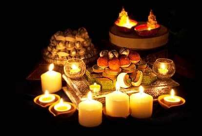 Diwali 2023: धनतेरस से दिवाली तक के लिए हर दिन तैयार करें अलग मिठाई, खाकर घरवाले होंगे खुश