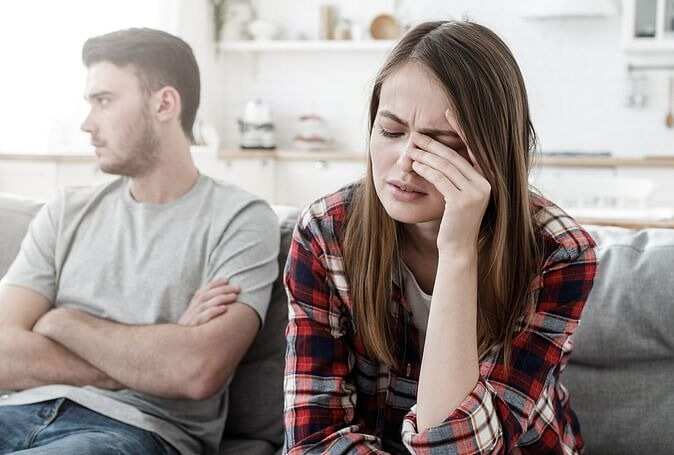 खुश रहने के लिए अपनाएं ये तरीके, जीवन में आ जाएगी बहार