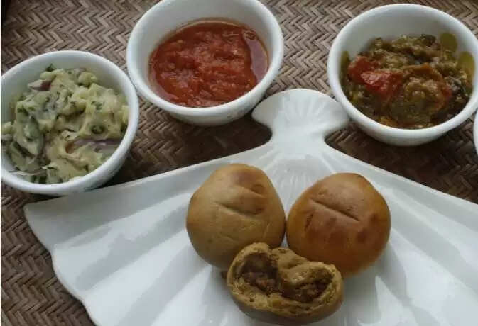 बजरी लिट्टी पकाने की विधि: घर का बना बाजरी लिट्टी पकाने की विधि