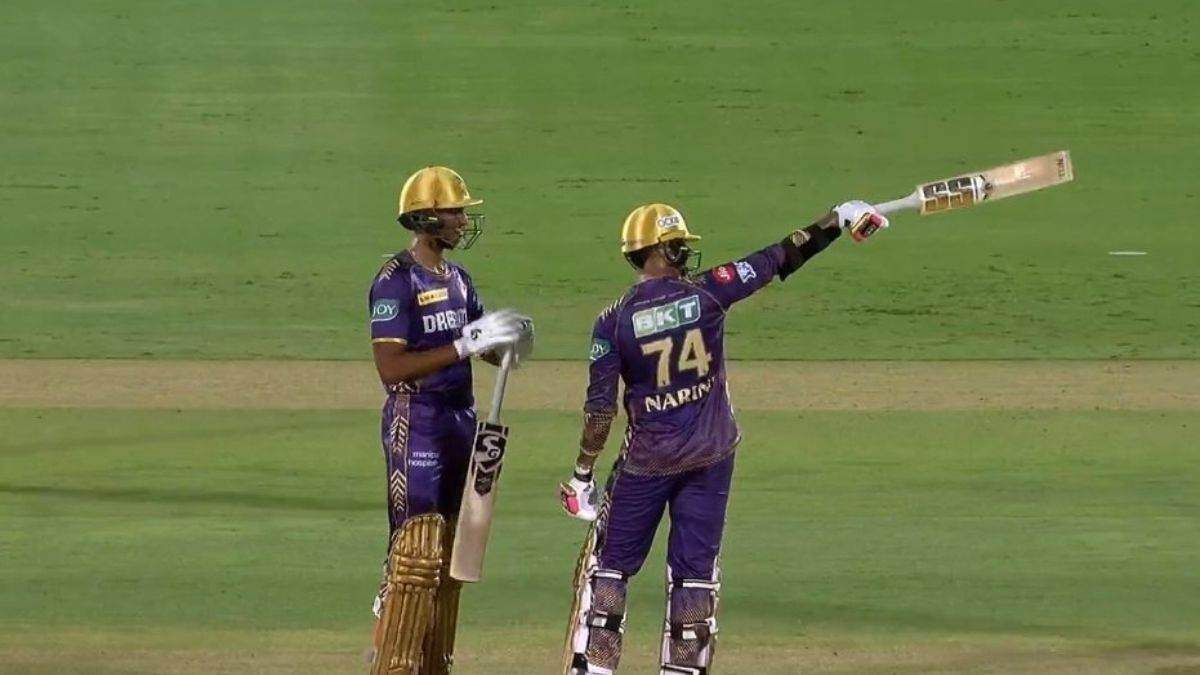 DC vs KKR: 6,6,4,6,4... Sunil Narine ने बिगाड़ी Ishant Sharma की लय, एक ओवर में जड़े 26 रन; ठोका तूफानी अर्धशतक