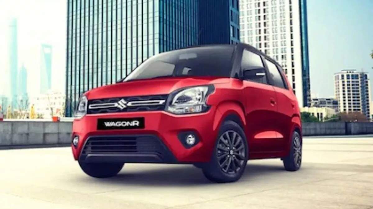 ₹ 5.55 लाख की इस कार के आगे बलेनो, पंच और क्रेटा का निकला दम, कश्मीर से कन्याकुमारी तक, सबको खूब भायी