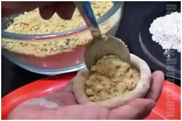 बजरी लिट्टी पकाने की विधि: घर का बना बाजरी लिट्टी पकाने की विधि