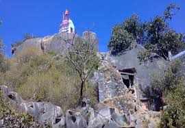 बम्लेश्वरी देवी मंदिर, छत्तीसगढ़ यह मंदिर राजनांदगांव जिले के डोंगरगढ़ कस्बे में स्थि