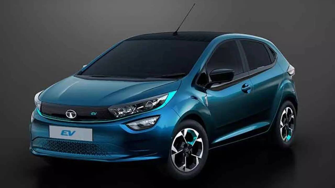 Tata Altroz EV: टाटा मोटर्स 2025 में लॉन्च करेगी अल्ट्रोज ईवी, जानें क्या कहती है रिपोर्ट?