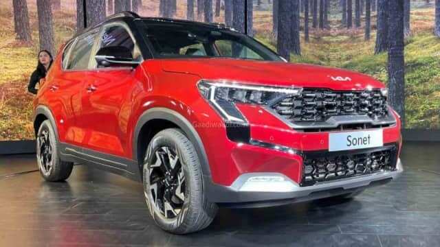 Sunroof के साथ Kia Sonet के सस्‍ते वेरिएंट हो सकते हैं लॉन्‍च