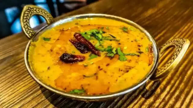 हींग तड़का दाल रेसिपी: क्या घर के बुजुर्ग मसालेदार खाने से परहेज करते हैं? हींग तड़का दाल परोसें, स्वाद खराब नहीं होगा
