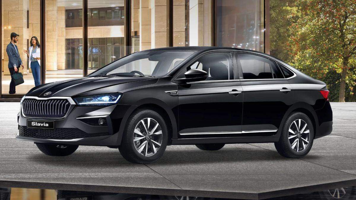 Skoda ने लॉन्च से पहले दिखाया अफोर्डेबल इलेक्ट्रिक कार का इंटीरियर, जानिए कितनी खास है Elroq EV