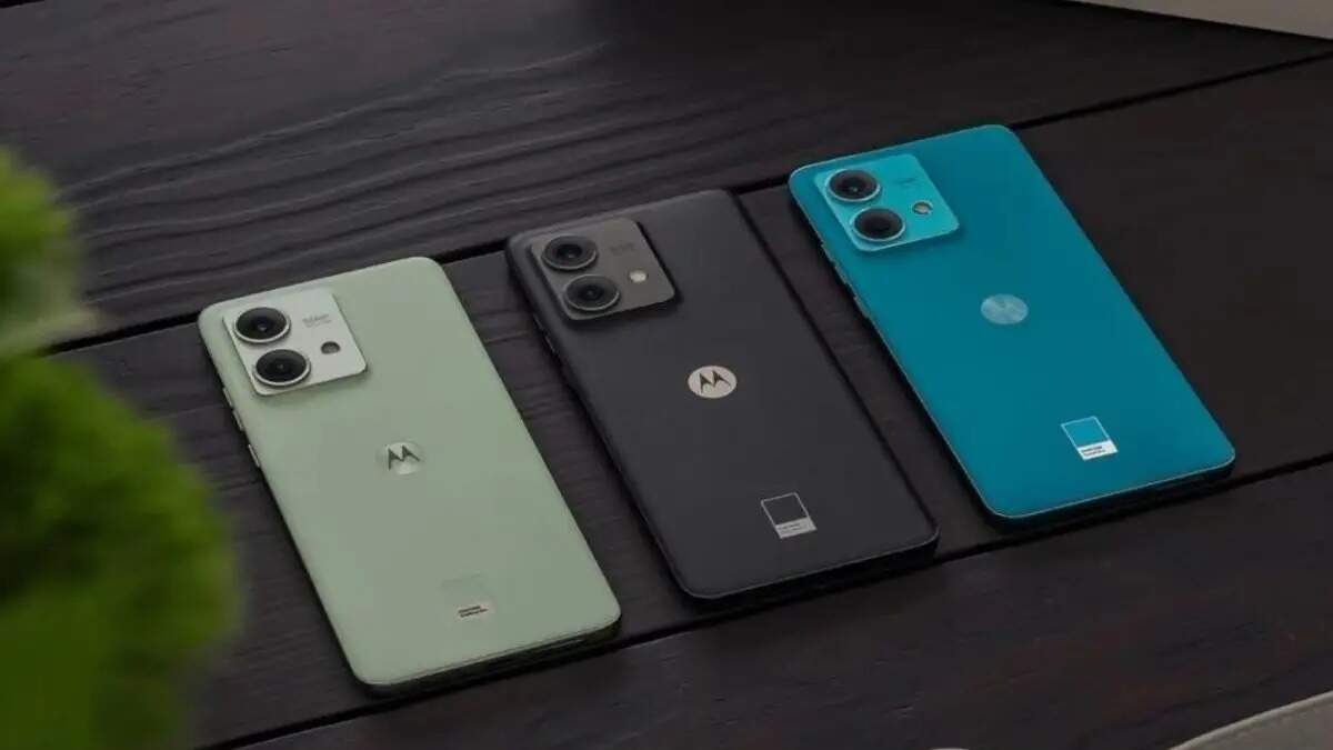 Motorola Edge 50 Neo: मोटोरोला का ये फोन कर देगा सबकी छुट्टी! लॉन्चिंग से पहले लीक हुई डिटेल्स