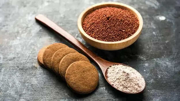 Ragi Recipes: रागी सिर्फ वजन घटाने में ही नहीं बल्कि डायबिटीज में भी है मददगार, यहां जानें फायदे और रेसिपी