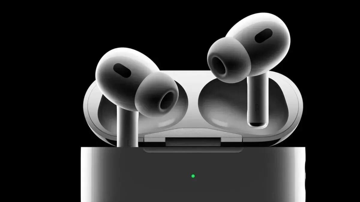 IPhone 16 के साथ यूजर्स को मिलेगी AirPods की सौगात,कंपनी ने दी जानकारी!