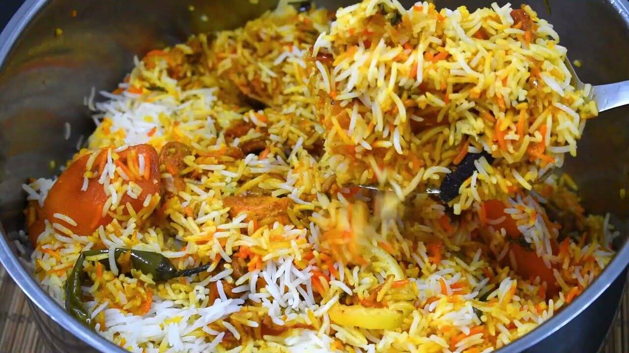 पढ़े IIT में, मगर जमा लिया बिरयानी का धंधा, 1 साल में छापे 300 करोड़, देसी रेसिपी को बना दिया ब्रांड