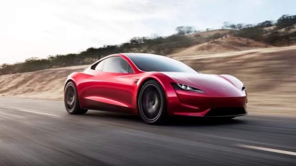 Elon Musk की Tesla ला रही है सुपरफास्ट Roadster EV, एक सेकेंड में पकड़ेगी 0-60 KMPH की रफ्तार