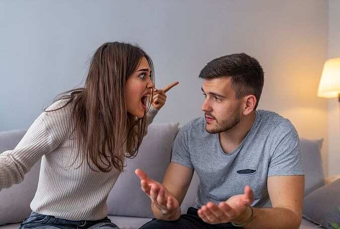 रिलेशनशिप टिप्स: भूलकर भी न करें ये गलतियां, वरना टूट सकता है पार्टनर से रिश्ता