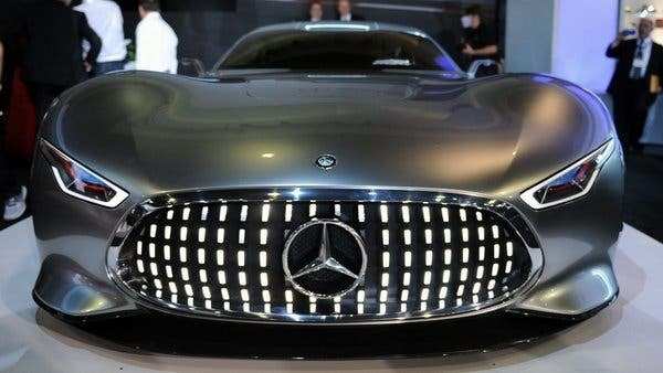 Mercedes-Benz ने पेश की AMG Vision Gran Turismo सुपर कार, पलक झपकते ही हो जाएगी छू-मंतर